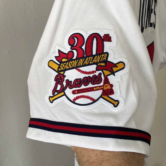 Atlanta Braves Jersey - Picture 3 of 8